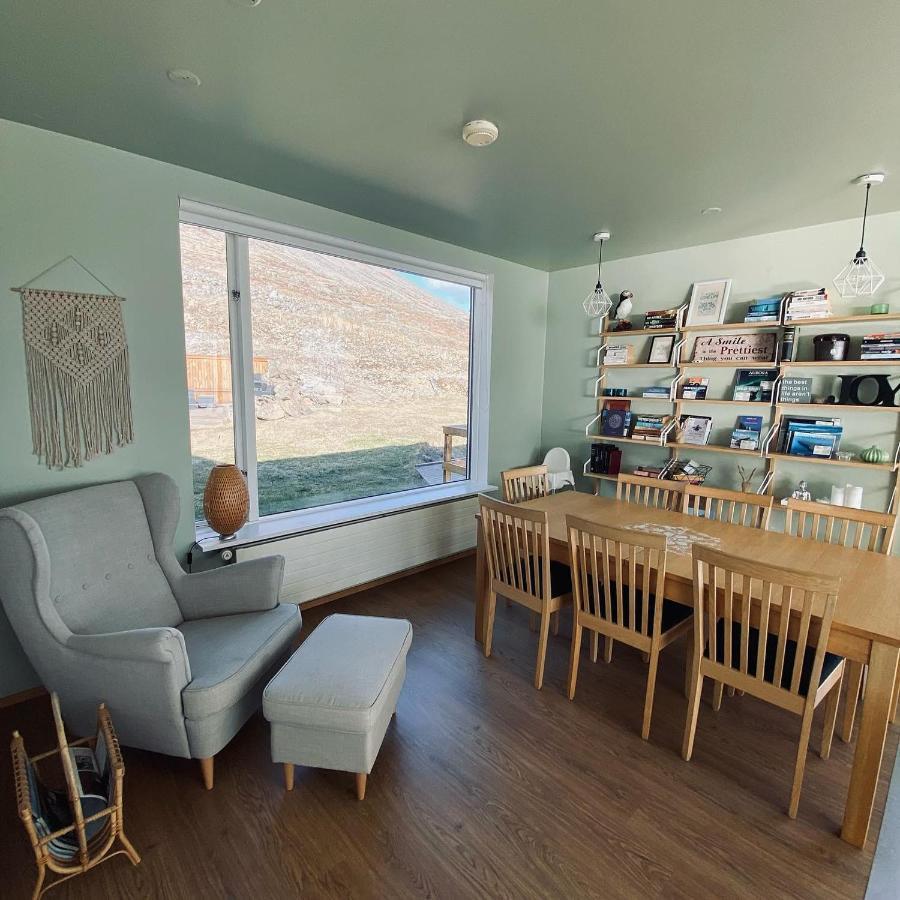 Guesthouse Stekkabol Patreksfjordur Экстерьер фото
